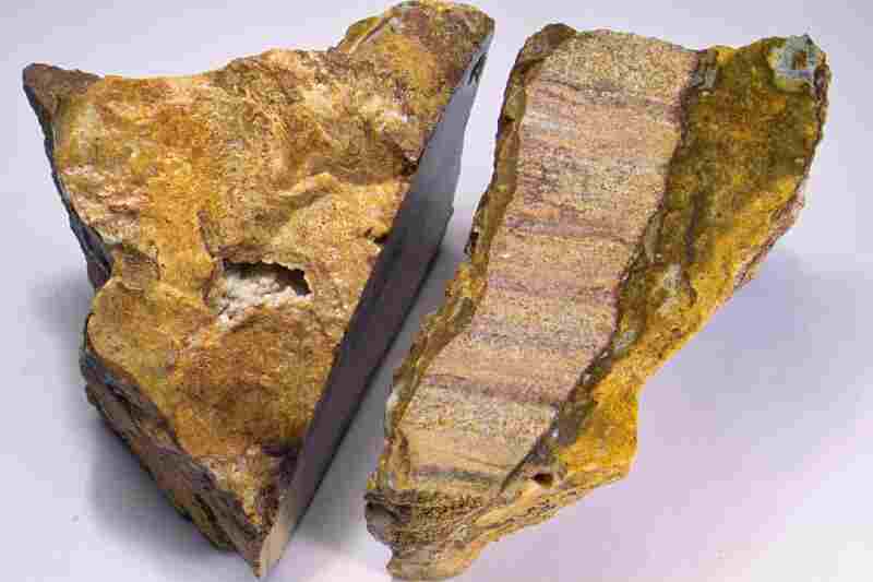 Opal, geschliffen und poliert