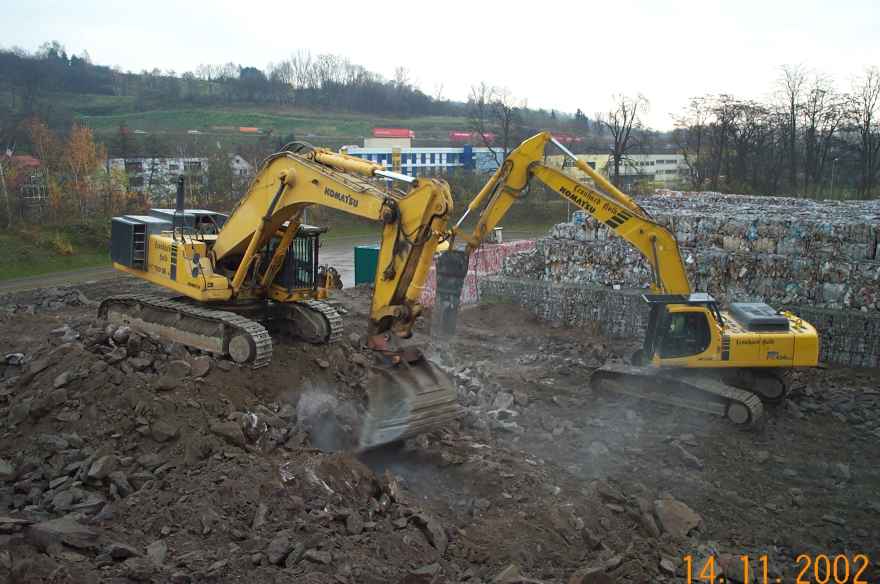 Bagger
              am Aumhlhgel