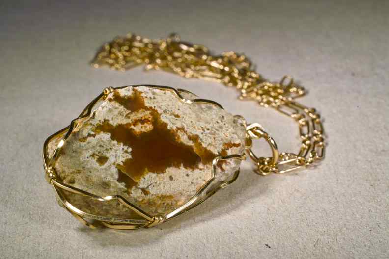 Achatschmuck aus Sailauf