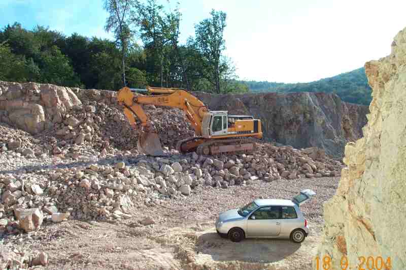mit dem Lupo im
                Steinbruch