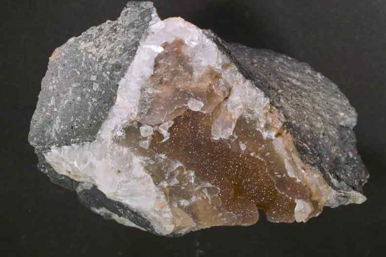 Chalcedon
        Sailauf TL