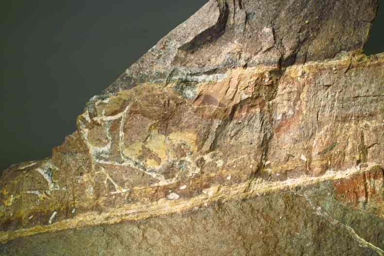 Ganfllung
        im Rhyolith