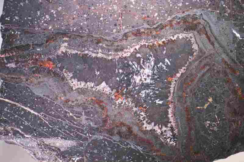 Hausmannit nach Manganit