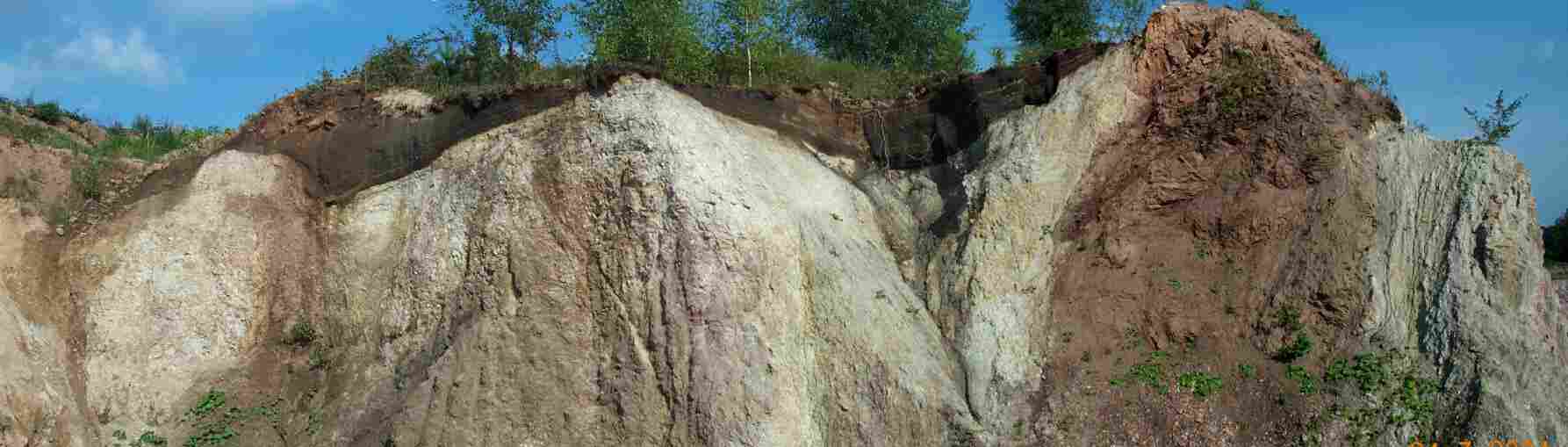 Kontakt zwischen Rhyolith und
          Nebengestein