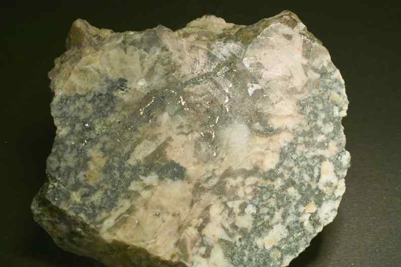 gediegen
        Kupfer