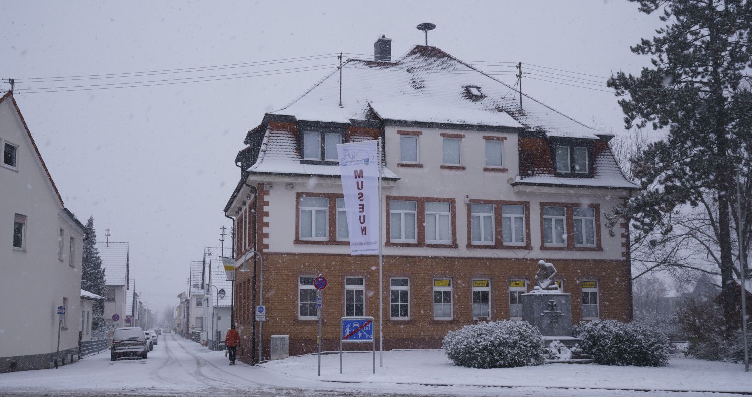 Museum
        Karlstein