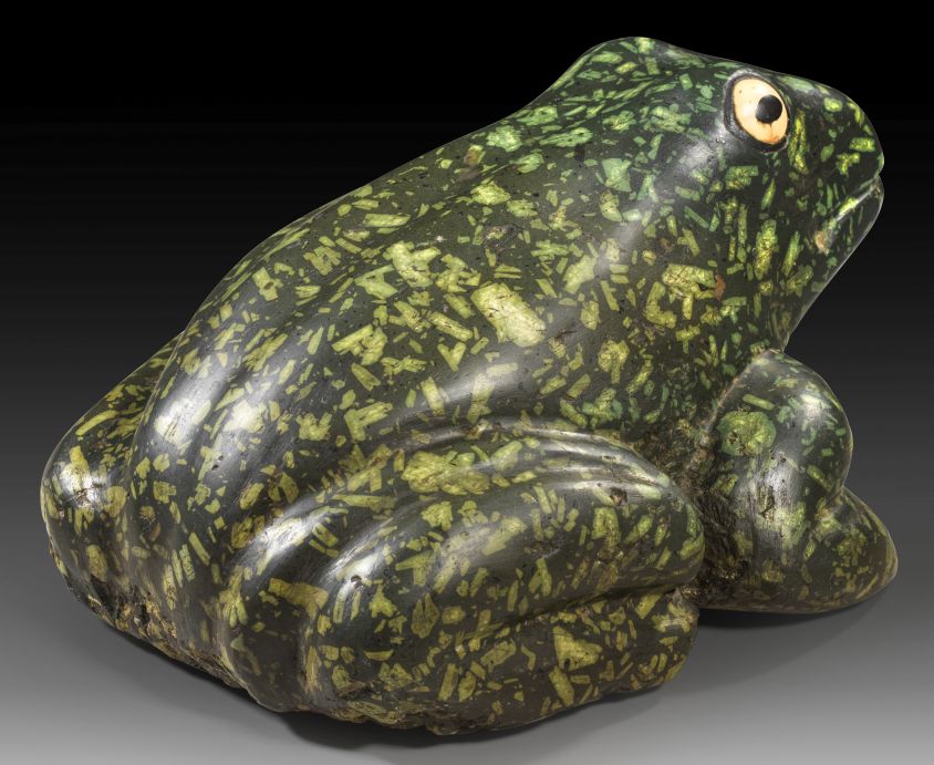 Frosch aus gr�nem Porphyr