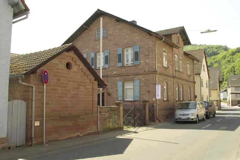 Museum
      Reistenhausen