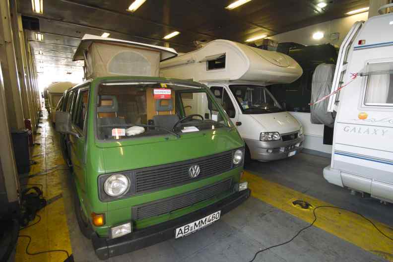 Camping im
              Schiff