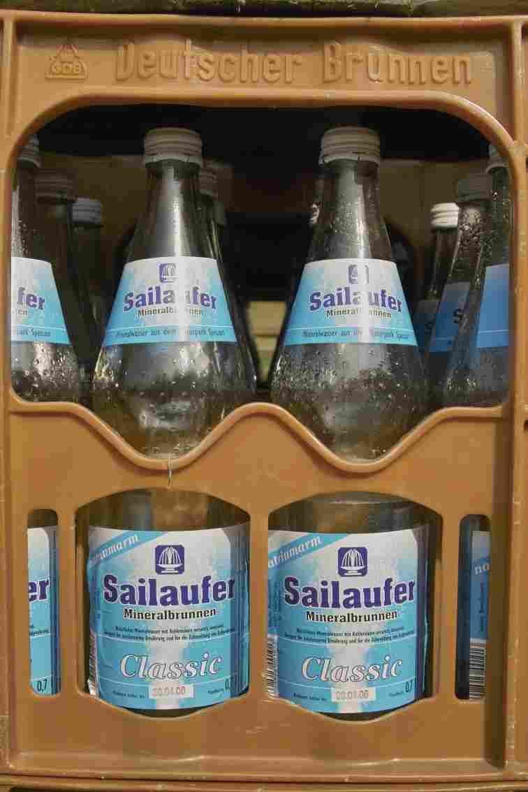 Kasten Sailaufer Mineralwasser